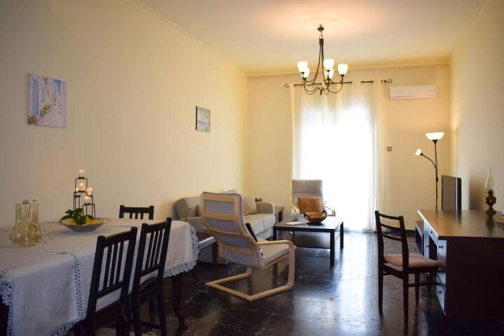 Marble Cool 2-Bedroom Down Town Yard House Kissamos Bagian luar foto